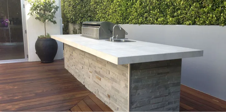 outdoor kitchen