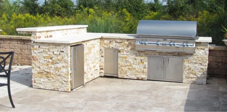 outdoor kitchen