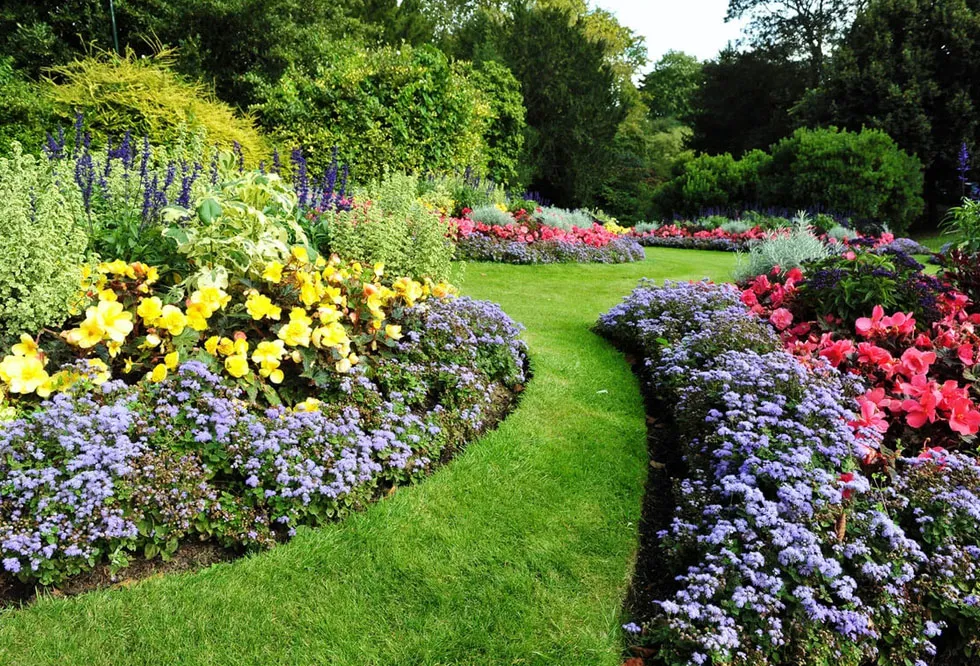 pretty-garden-17