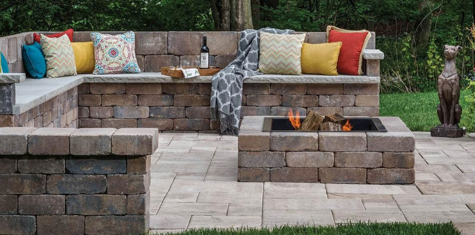 belgard-weston-stone-bench-and-fire-pit