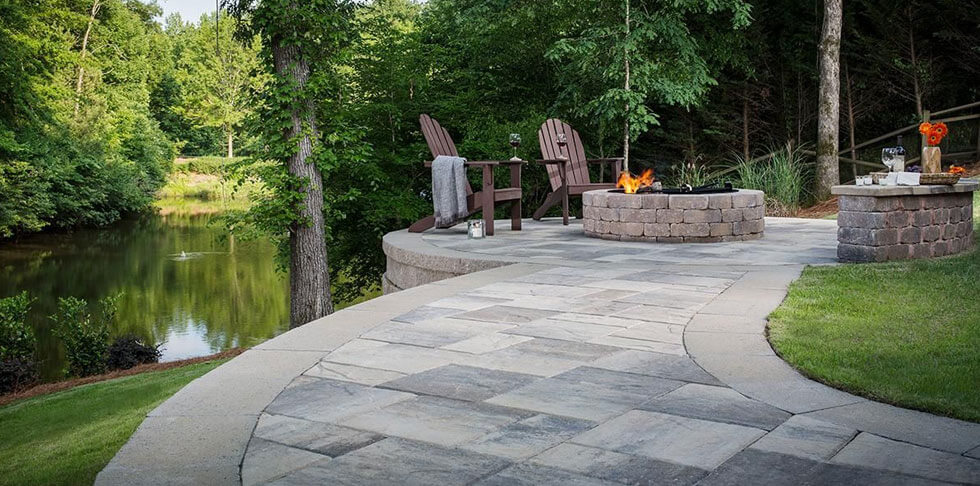 walkway-and-fire-pit